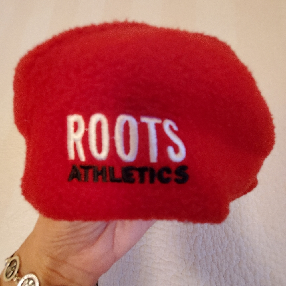 Hat - Picture 3 of 6